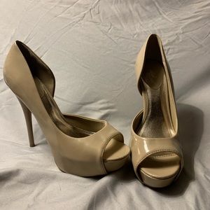 LAST CHANCE- Shiny Nude Qupid Heels